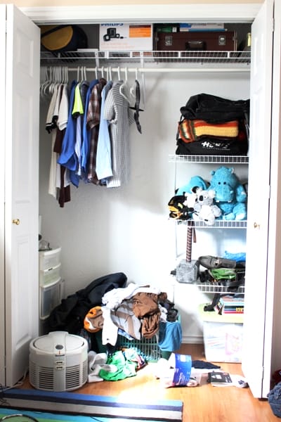 This Messy Primary Bedroom Closet Went from Overflowing to Organized