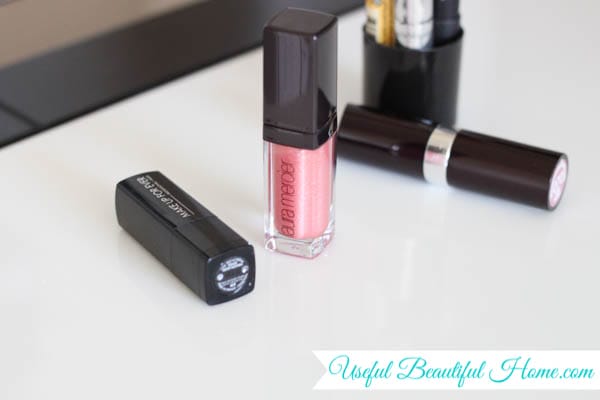 how to store narrow lip products upright