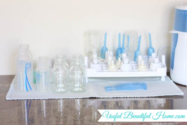 Kitchen Bottle Organizing station, that doesn't take up too much space!
