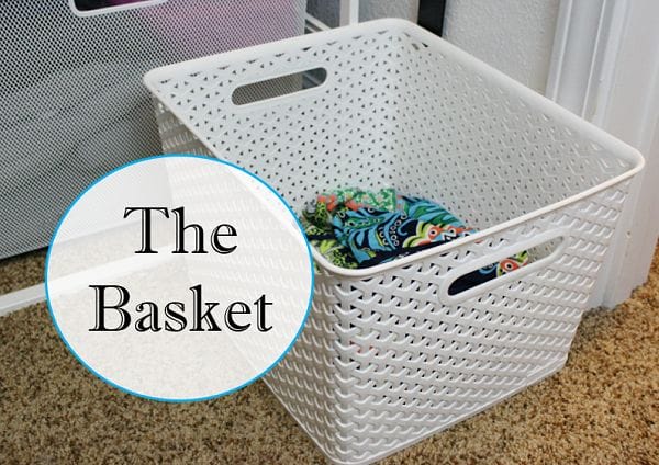 A super easy method for cleaning out your closet at I'm an Organizing Junkie blog
