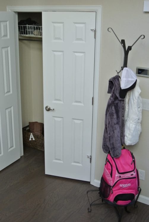 coat-closet-in-organized-entryway-1