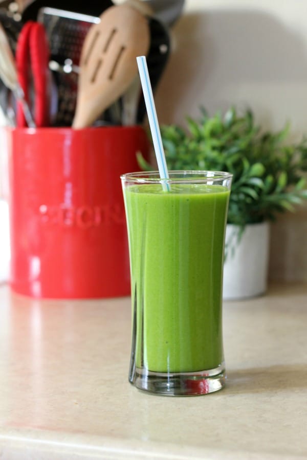Delicious Healthy Everyday Green Smoothie