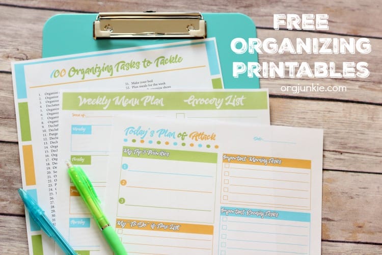Free printable organizing checklists at I'm an Organizing Junkie blog