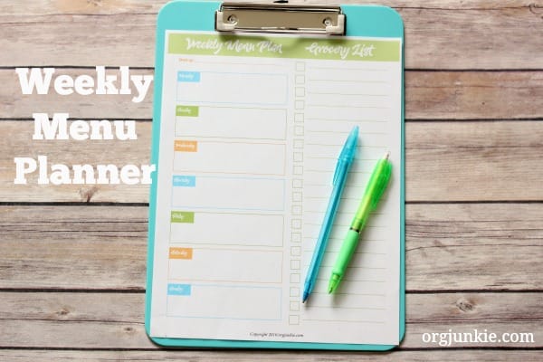 weekly menu planner free printable at I'm an Organizing Junkie blog